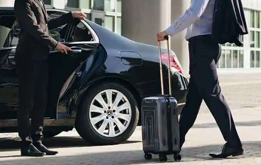 Airport Transfers & Pickup